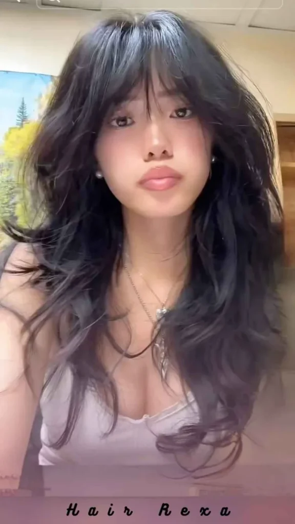 wolf-cut-with-bangs